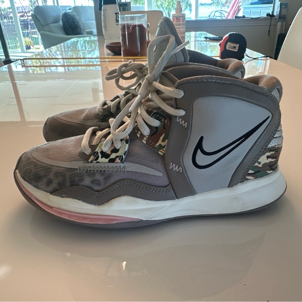 Nike Gray Camo High-Top Basketball Sneakers Kyrie infinity lace up leopard 3.5